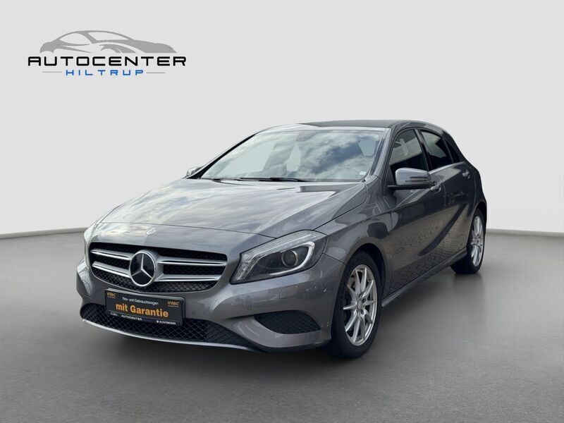 Grau Gebraucht 2013 Mercedes A250 Limousine | 14.470 € (Fairer Preis) - Bild 1/4