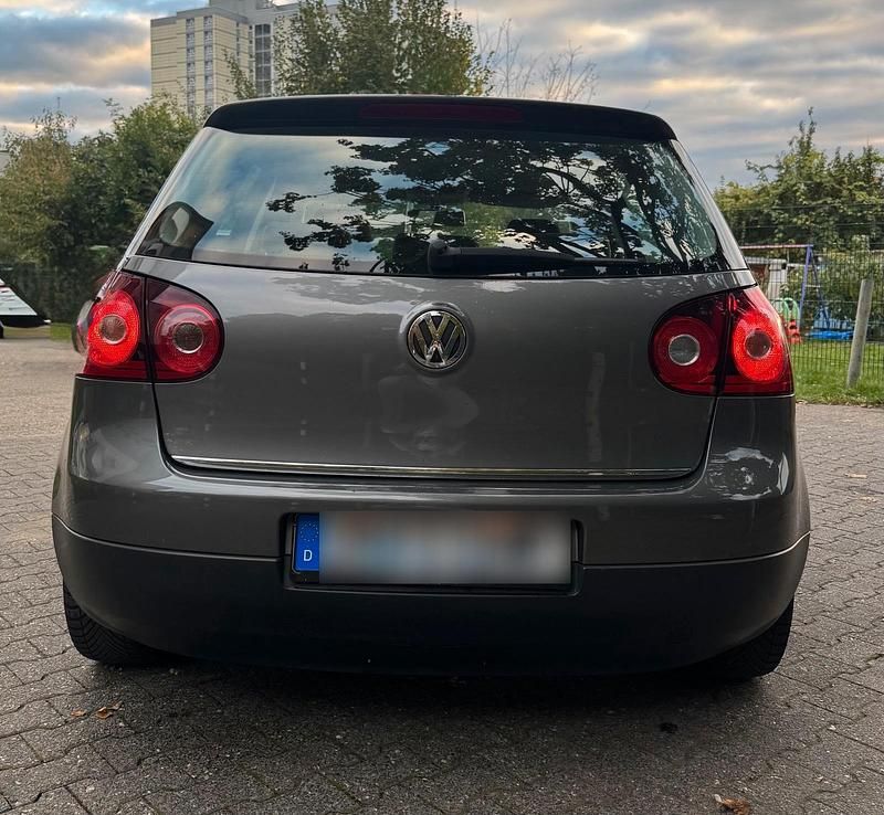 Gebraucht VW Golf VI 140 PS (102 kW) 2008 Silber Kleinwagen