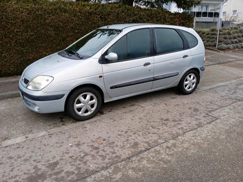 Silber Gebraucht 1999 Renault Scénic Van / Kleinbus | 800 € (Fairer Preis) - Bild 1/3