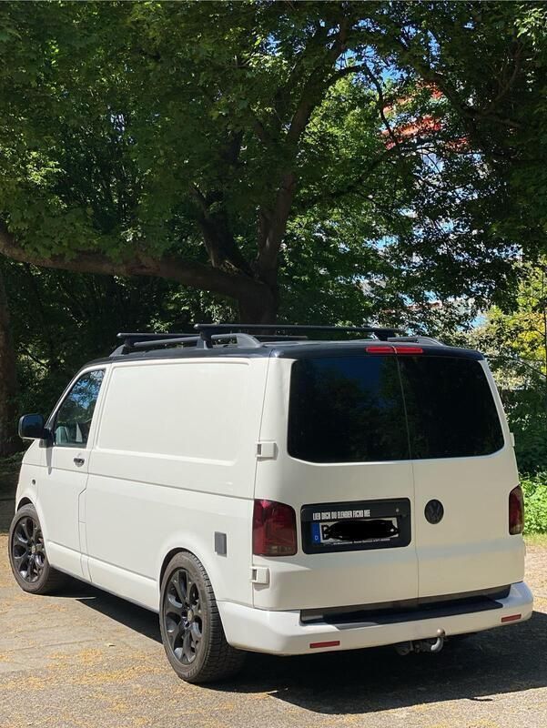 Weiß Gebraucht 2005 VW T5 Van | 10.500 € - Bild 1/4