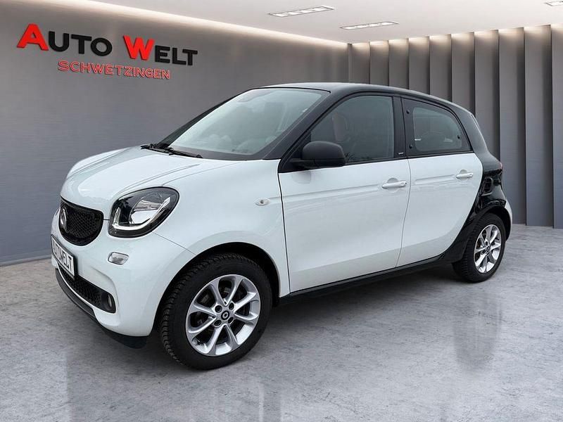 Gebraucht Smart ForFour 71 PS (52 kW) 2019 Schwarz Kleinwagen