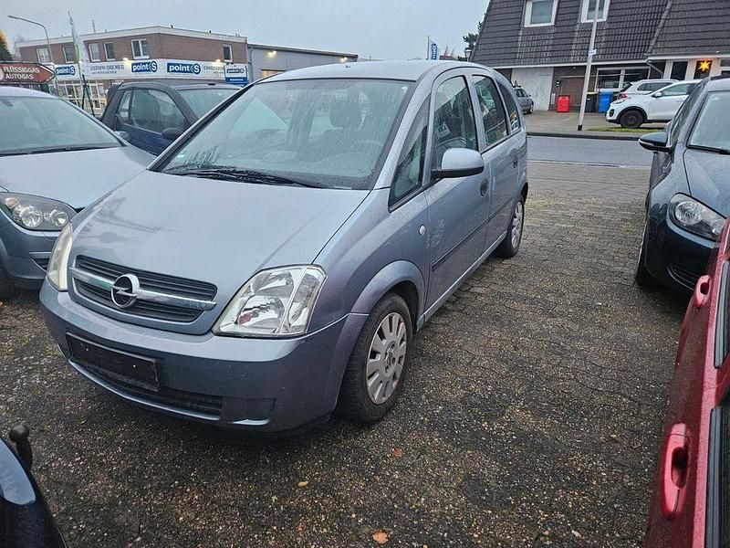 Grau Gebraucht 2004 Opel Meriva Enjoy Van / Kleinbus | 699 € (Superpreis) - Bild 1/4