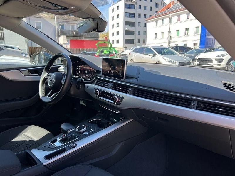 Gebraucht Audi A5 Design 190 PS (139 kW) 2019 Grau Coupé