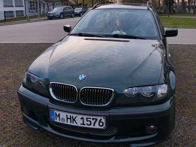 Gebraucht BMW 325 170 PS (125 kW) 2002 Grün Kombi