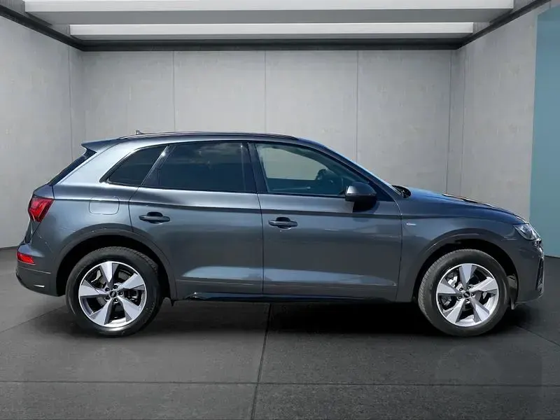 Gebraucht Audi Q5 204 PS (150 kW) 2022 Grau SUV