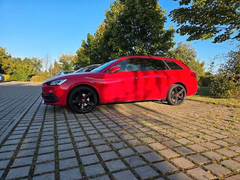 Gebraucht Seat Leon Style 150 PS (110 kW) 2020 Rot Kombi