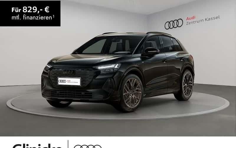 Schwarz Neu 2025 Audi Q4 e-tron Ambiente SUV | 69.990 € - Bild 1/4