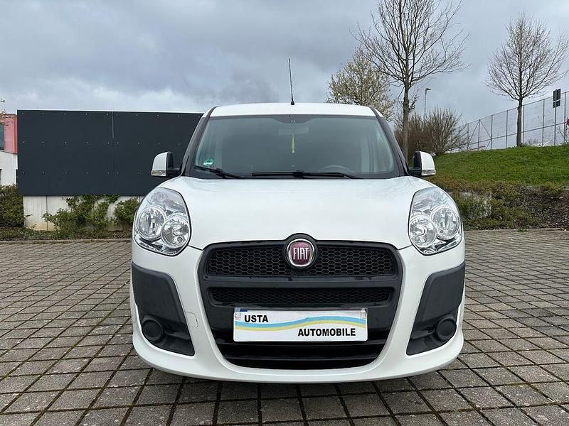 Gebraucht Fiat Doblò 95 PS (69 kW) 2012 Weiß Van / Kleinbus