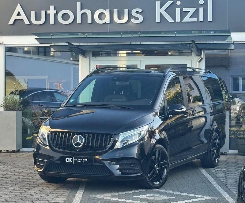 Schwarz Gebraucht 2015 Mercedes V250 AMG Van / Kleinbus | 36.811 € (Etwas zu teuer) - Bild 1/4