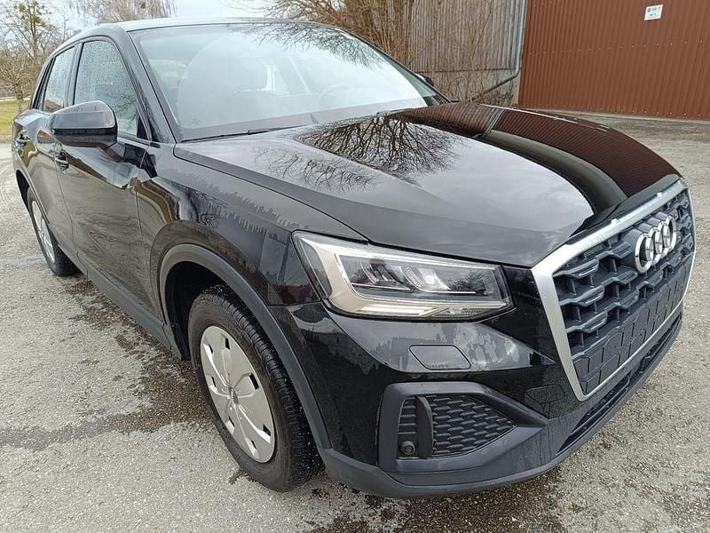 Gebraucht Audi Q2 Advanced 110 PS (80 kW) 2022 Schwarz SUV