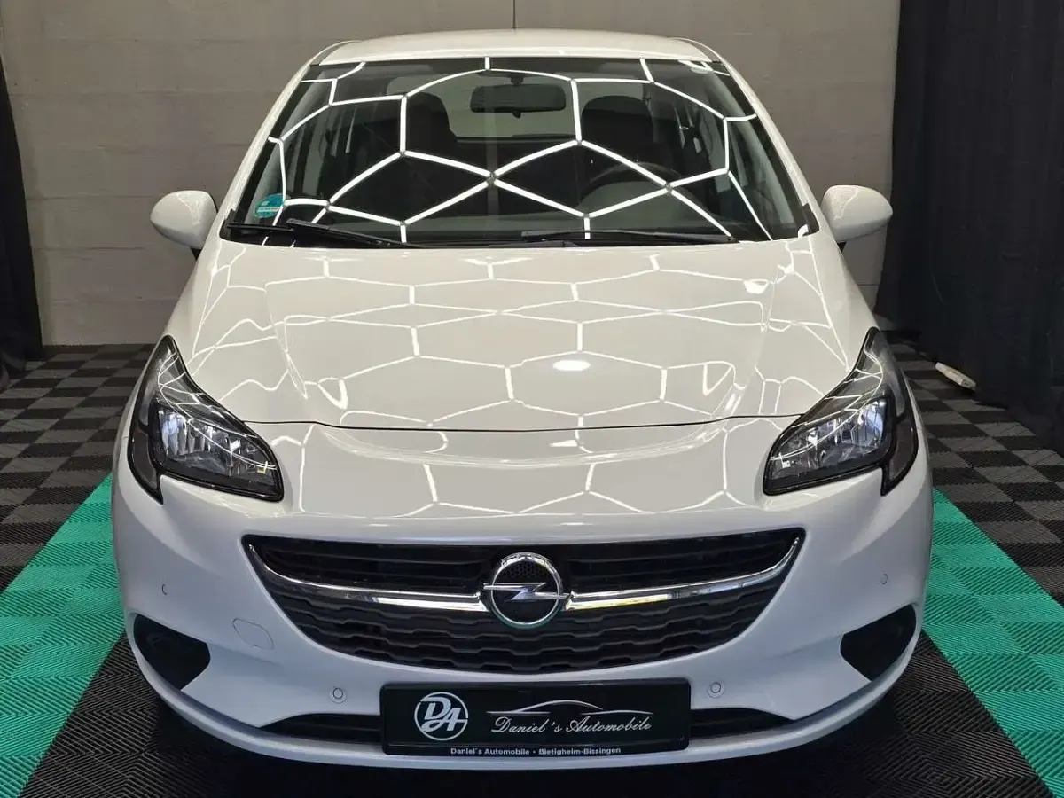 Gebraucht Opel Corsa Edition 69 PS (50 kW) 2019 Weiß Kleinwagen