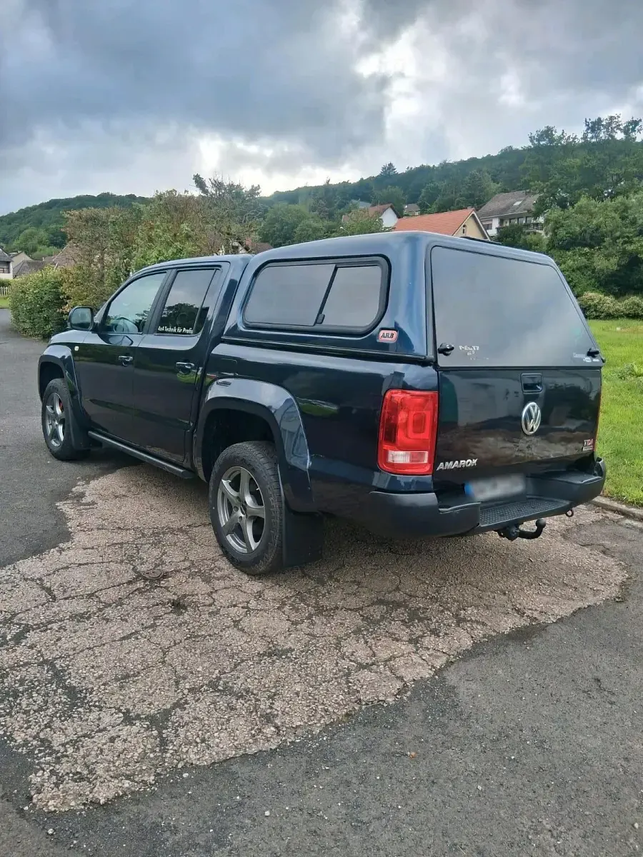Gebraucht VW Amarok 163 PS (119 kW) 2010 Blau Pickup