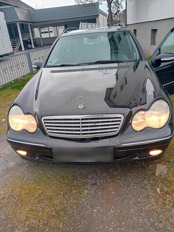 Gebraucht Mercedes C220 143 PS (105 kW) 2003 Schwarz Kombi