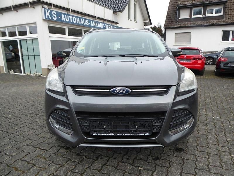 Gebraucht Ford Kuga Trend 140 PS (102 kW) 2013 Grau SUV