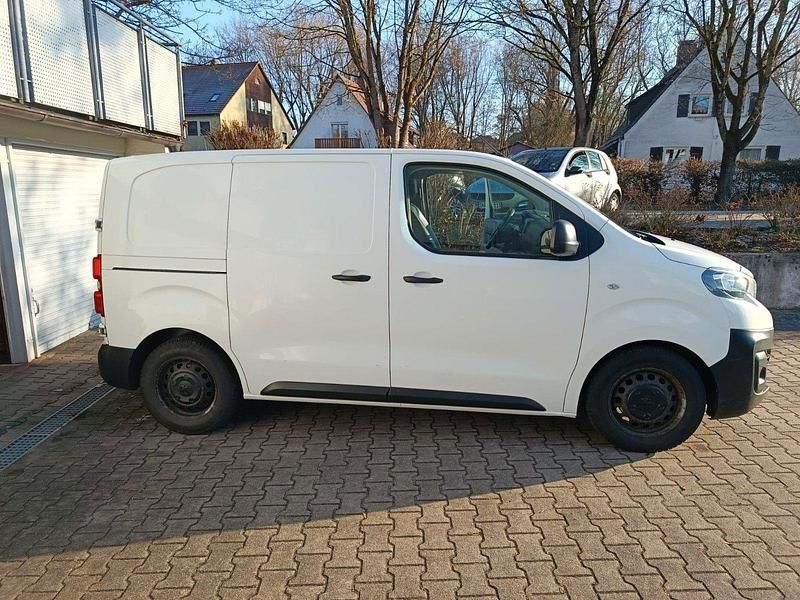 Gebraucht Peugeot Expert 116 PS (85 kW) 2018 Weiß Van