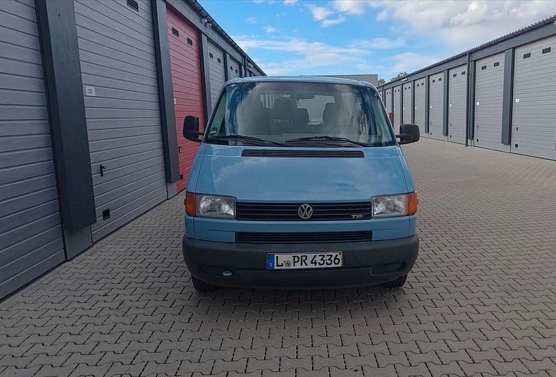 Gebraucht VW T4 88 PS (64 kW) 2002 Blau Van
