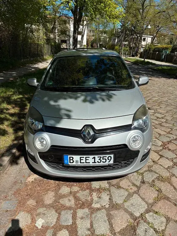 Używany Renault Twingo Dynamique 75 KM (55 kW) 2013 Szary Hatchback