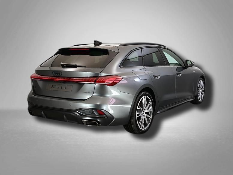 Gebraucht Audi A5 S-Line 204 PS (150 kW) 2025 Daytonagrau perleffekt Kombi