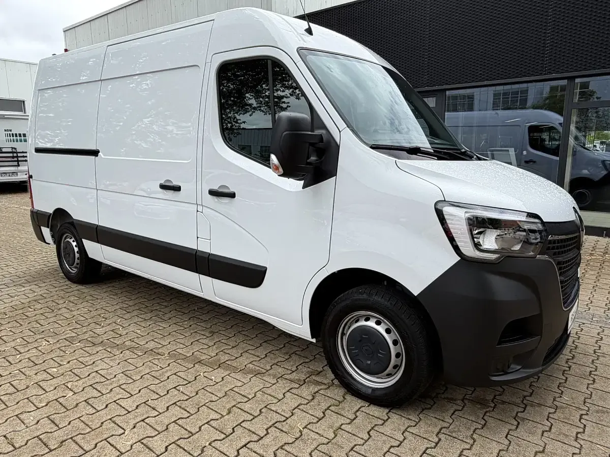 Gebraucht Renault Master 136 PS (100 kW) 2022 Van / Kleinbus
