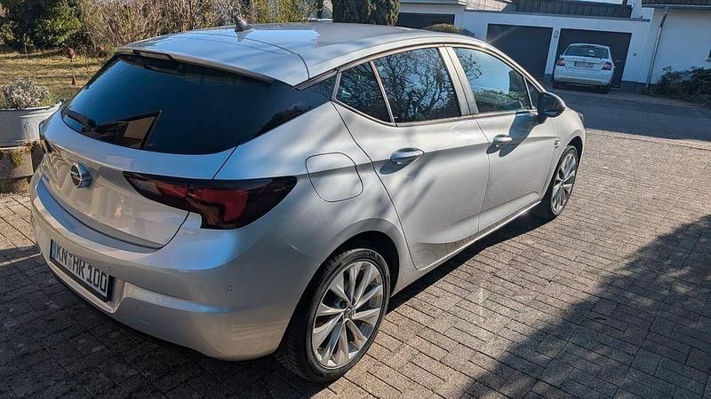 Gebraucht Opel Astra 125 PS (91 kW) 2019 Silber Limousine