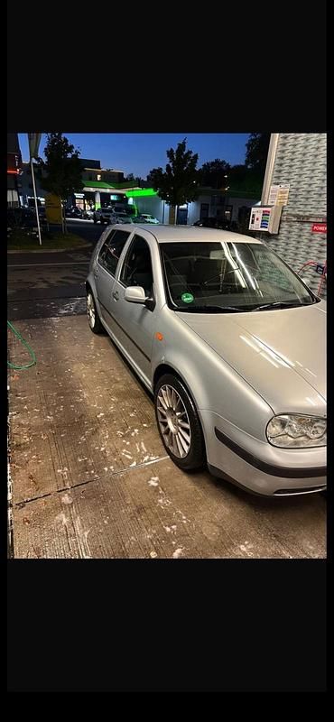 Gebraucht VW Golf IV 101 PS (74 kW) 2003 Silber Limousine