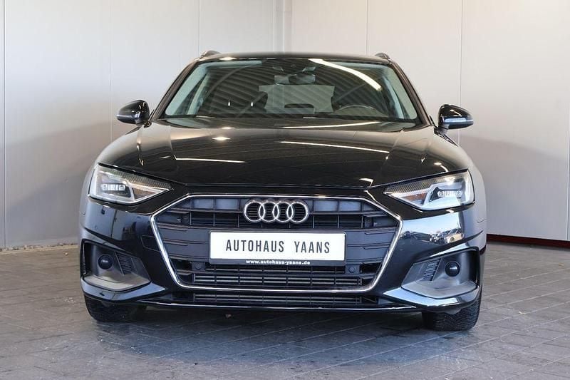 Gebraucht Audi A4 150 PS (110 kW) 2022 Schwarz Kombi