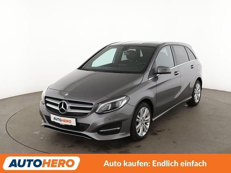 Grau Gebraucht 2016 Mercedes B200 Urban Van / Kleinbus | 17.000 € (Fairer Preis) - Bild 1/3