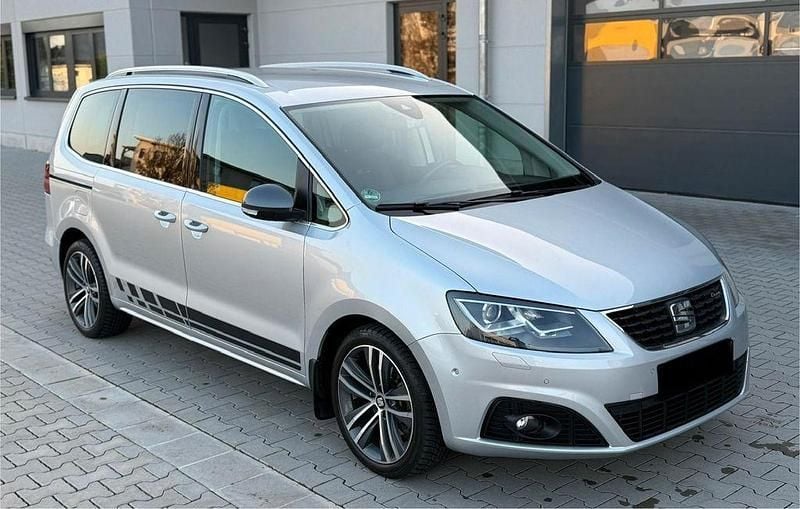 Gebraucht Seat Alhambra 4Drive 177 PS (130 kW) 2019 Silber Van / Kleinbus