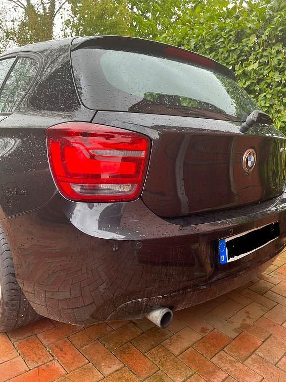 Gebraucht BMW 118 170 PS (125 kW) 2013 Schwarz Kleinwagen