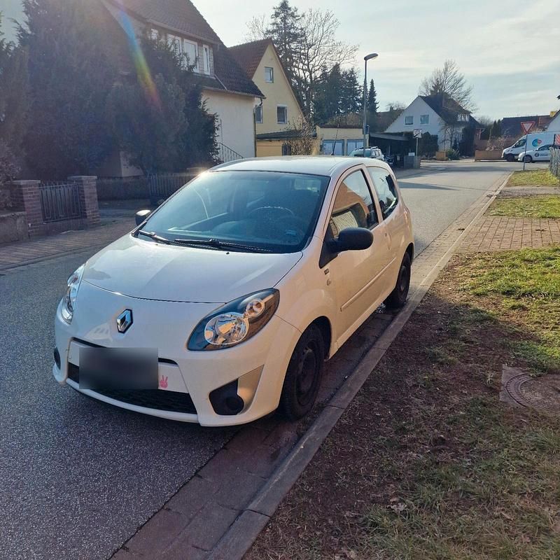 Second-hand Renault Twingo 75 CP (55 kW) 2011 Alb Hatchback