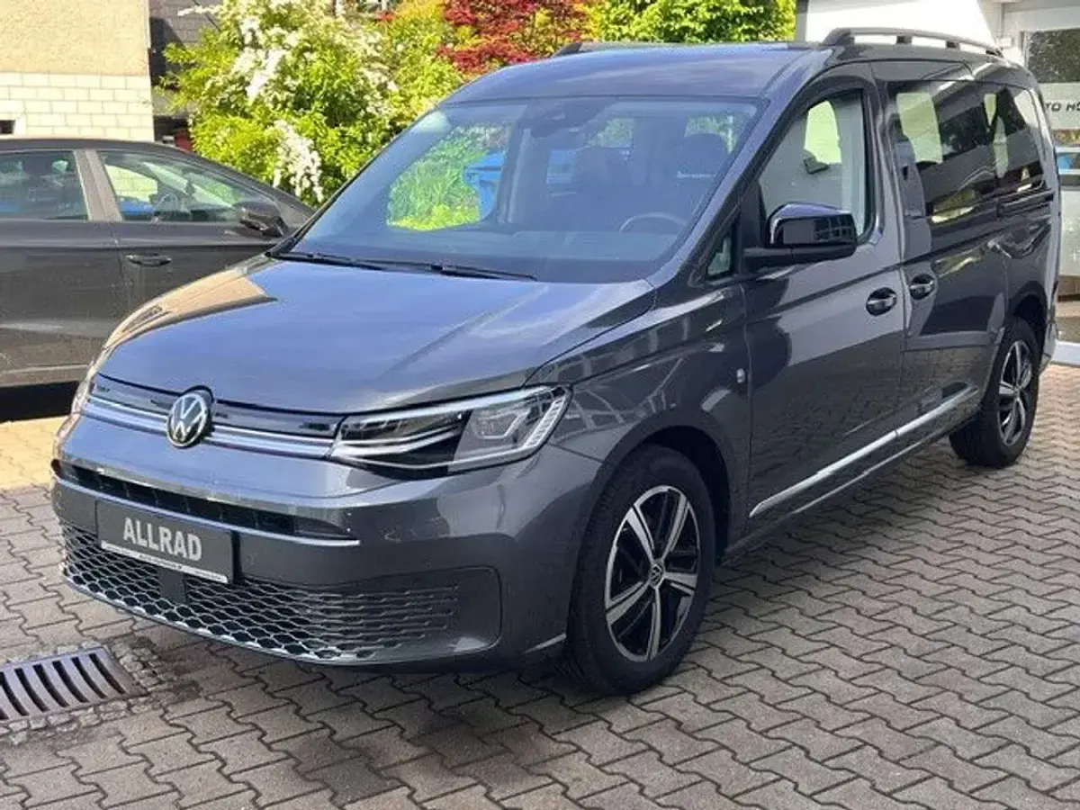 Gebraucht VW Caddy Maxi Style 122 PS (89 kW) 2024 Indiumgrau Van / Kleinbus