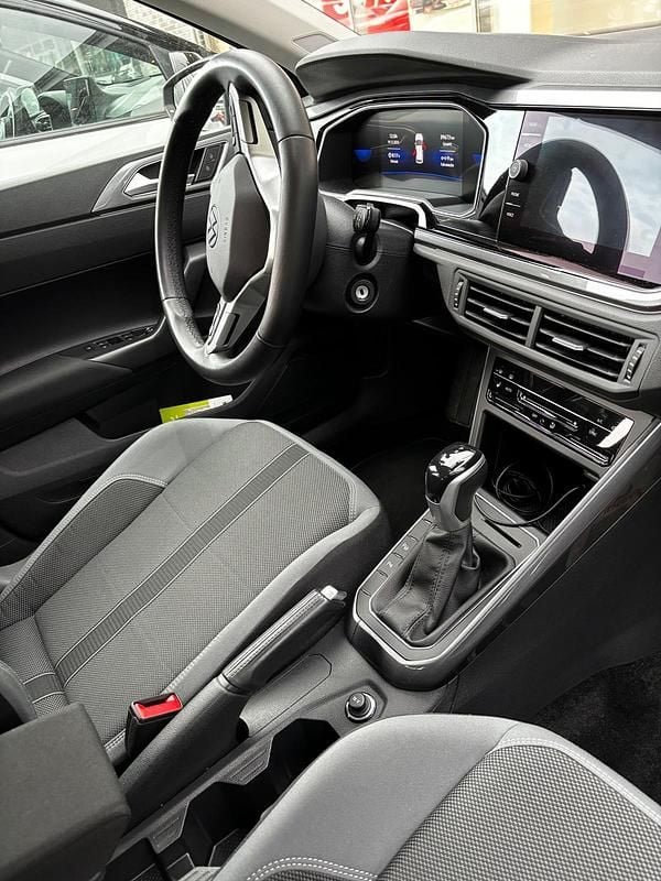 Schwarz Gebraucht 2023 VW Polo Style Kleinwagen | 18.250 € (Guter Preis) - Bild 1/4