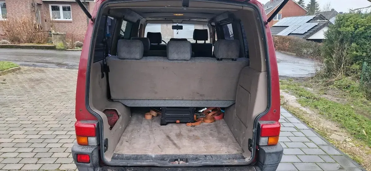 Gebraucht VW T4 78 PS (57 kW) 1995 Rot Van