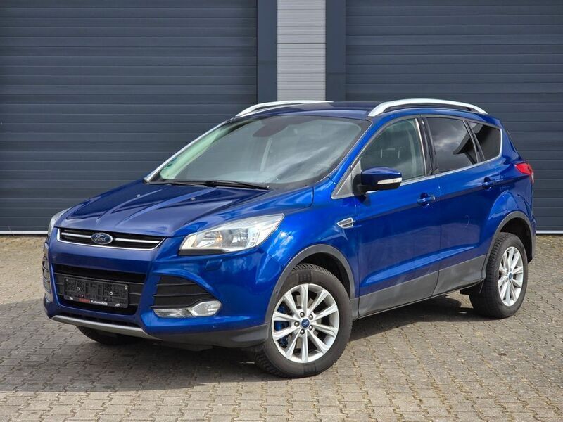 Blau Gebraucht 2016 Ford Kuga Titanium SUV | 8.300 € (Guter Preis) - Bild 1/4