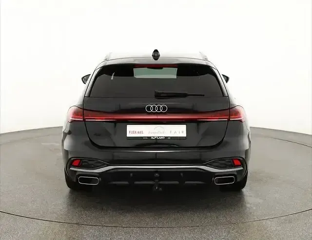Neu Audi A5 S-Line 150 PS (110 kW) 2026 Schwarz Kombi