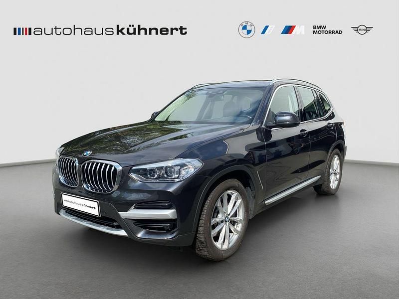 Grau Gebraucht 2021 BMW X3 Sport Line SUV | 34.585 € (Fairer Preis) - Bild 1/4