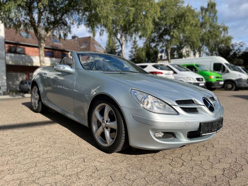 Silber Gebraucht 2004 Mercedes SLK350 Cabrio | 7.800 € (Guter Preis) - Bild 1/4