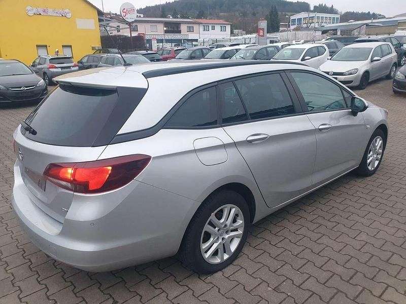 Gebraucht Opel Astra Business 110 PS (80 kW) 2018 Silber Kombi