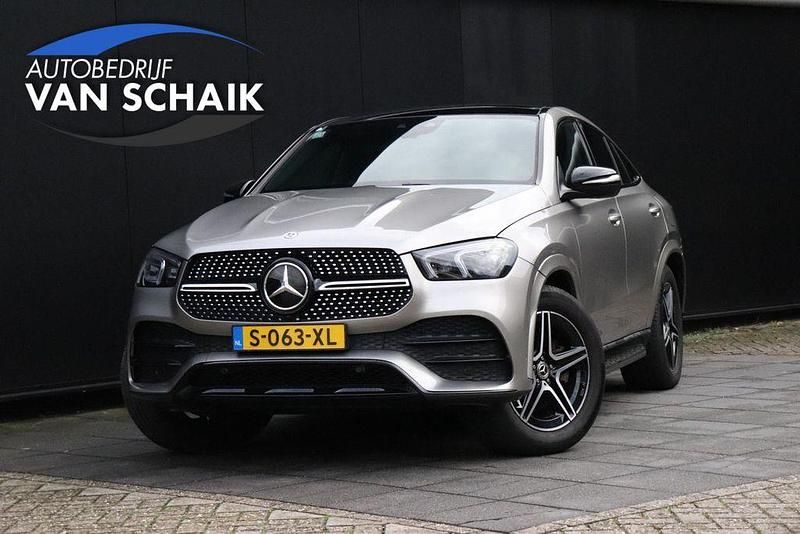 Grau Gebraucht 2022 Mercedes GLE350 AMG Limousine | 71.788 € - Bild 1/4