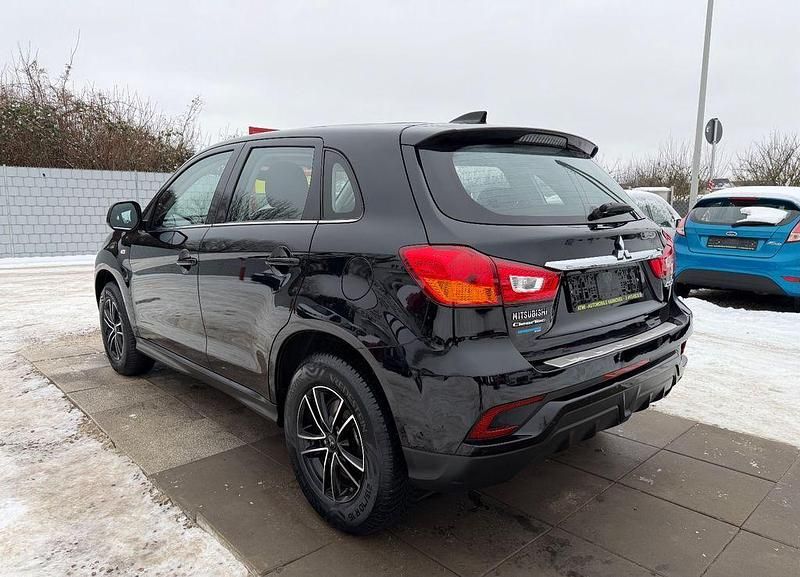 Gebraucht Mitsubishi ASX Edition 117 PS (86 kW) 2018 Schwarz SUV