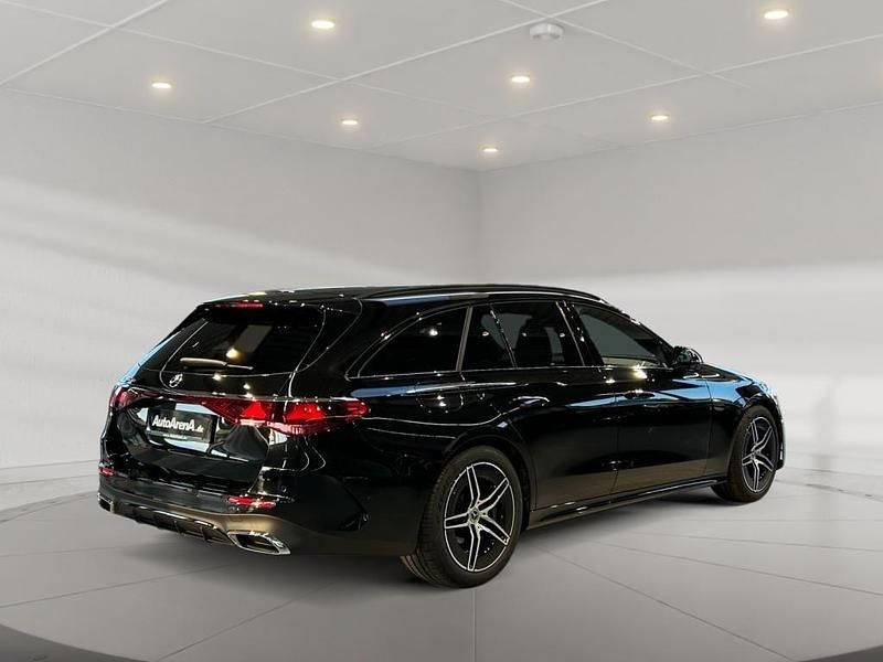 Gebraucht Mercedes E300 AMG 197 PS (144 kW) 2025 Schwarz Limousine