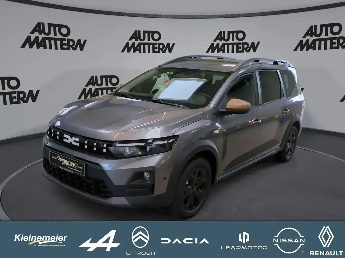 Gebraucht Dacia Jogger Comfort 158 PS (116 kW) 2026 Van / Kleinbus
