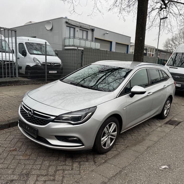 Gebraucht Opel Astra Dynamic 110 PS (80 kW) 2018 Silber Kombi