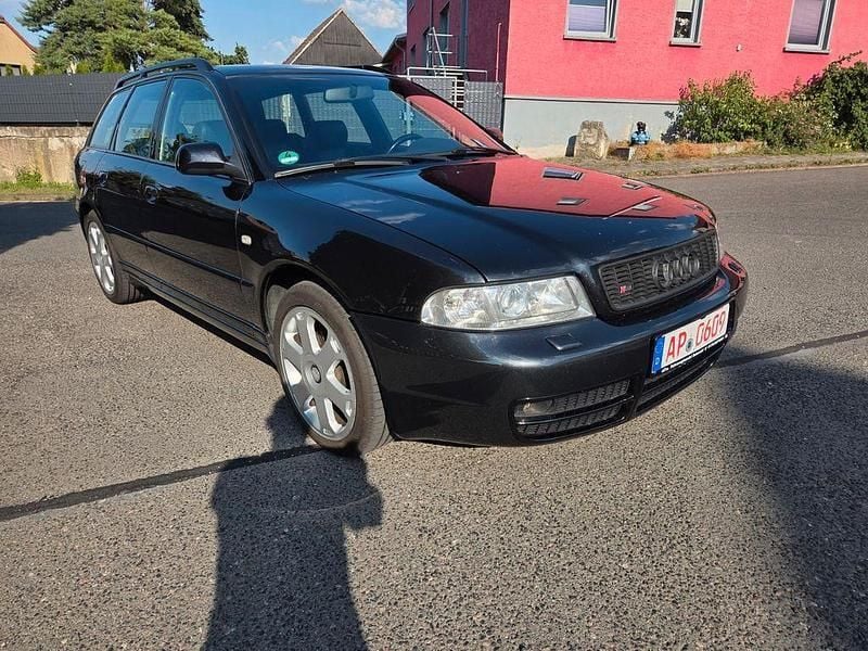 Schwarz Gebraucht 2001 Audi S4 Sport Limousine | 15.999 € (Superpreis) - Bild 1/4