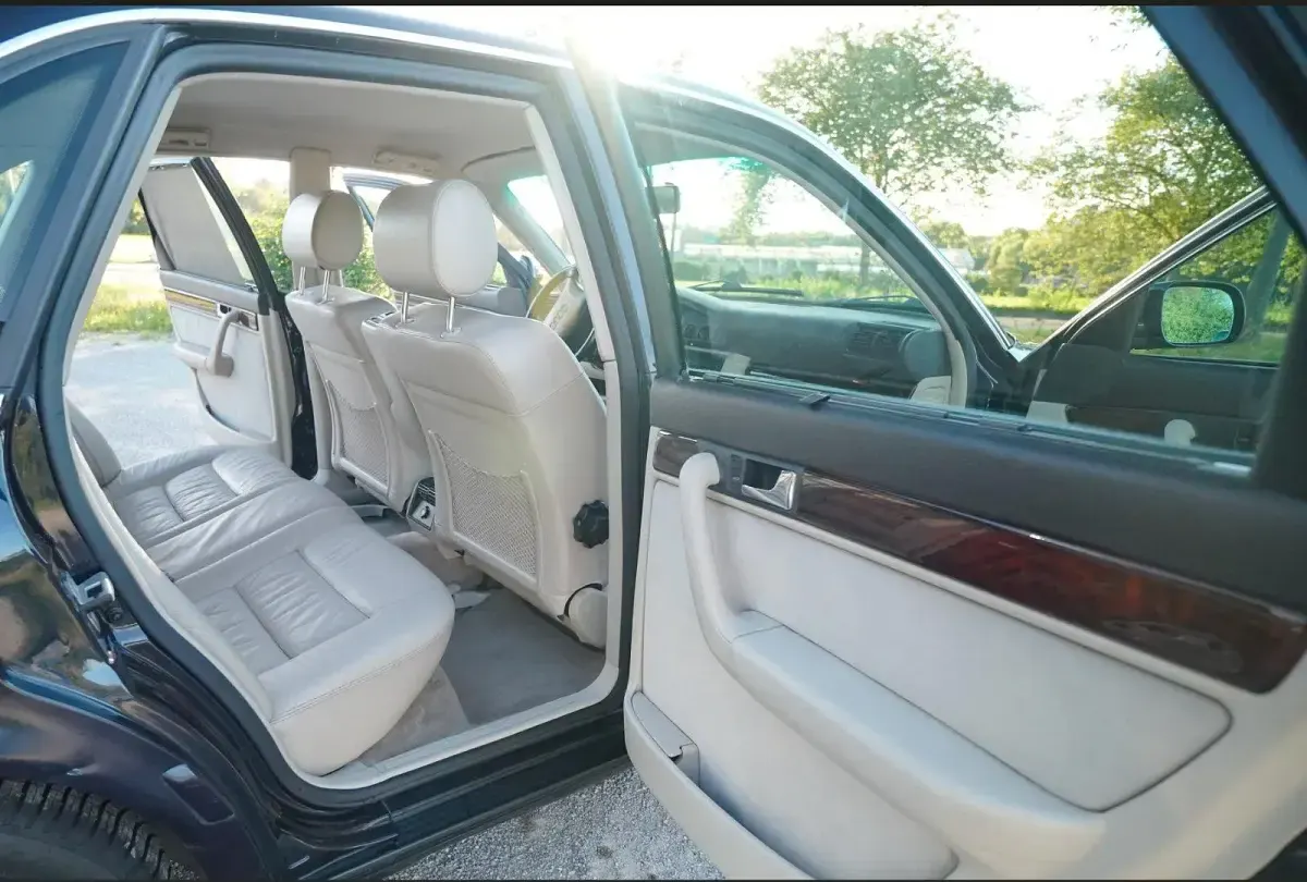 Usata Audi A6 Basis 174 CV (127 kW) 1996 Blu Berlina