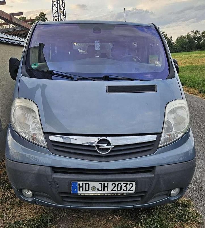Blau Gebraucht 2014 Opel Vivaro Van | 8.500 € (Superpreis) - Bild 1/4