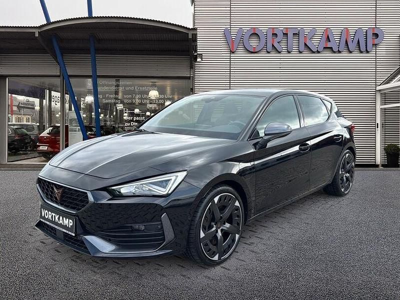 Schwarz Gebraucht 2022 Cupra Leon VZ Limousine | 24.780 € (Fairer Preis) - Bild 1/4