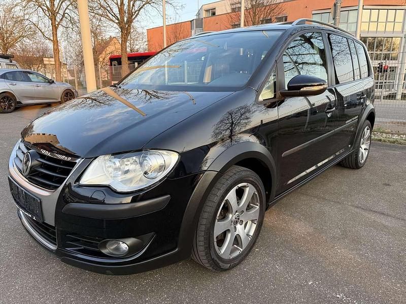 Gebraucht VW Touran Cross 140 PS (102 kW) 2010 Deep black perleffekt Van / Kleinbus