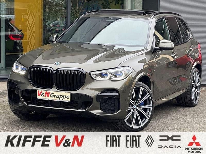 Grau Gebraucht 2022 BMW X5 M50 Performance SUV | 69.480 € (Fairer Preis) - Bild 1/4