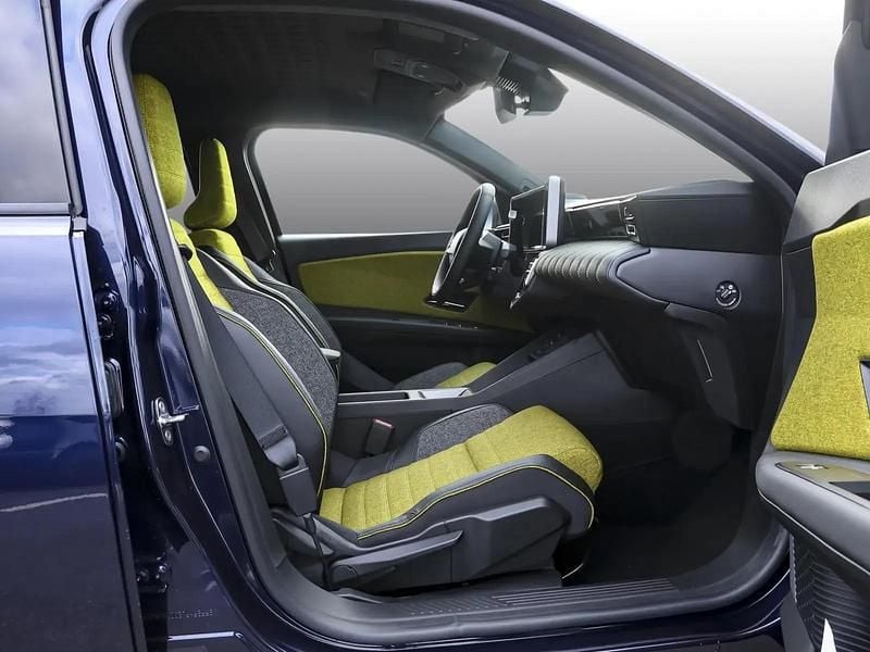Neu Renault 5 E-Tech Iconic 89 kW (122 PS) 2026 Nachtblau+ dach black pearlsc Limousine